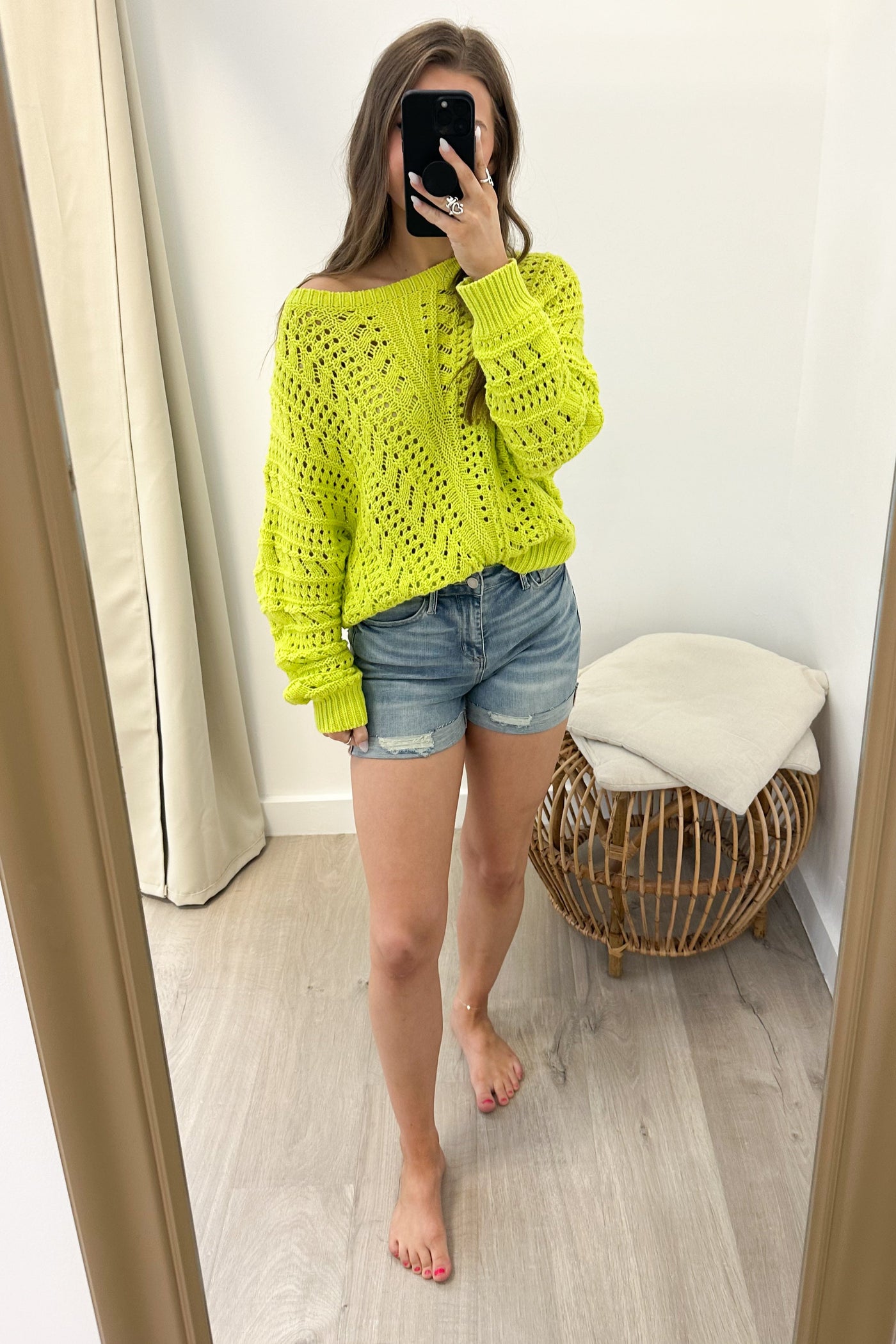 "Best Of Me" Sweater (Lime Yellow) - Happily Ever Aften