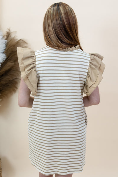"Crisp Contrast" Dress (Mocha)