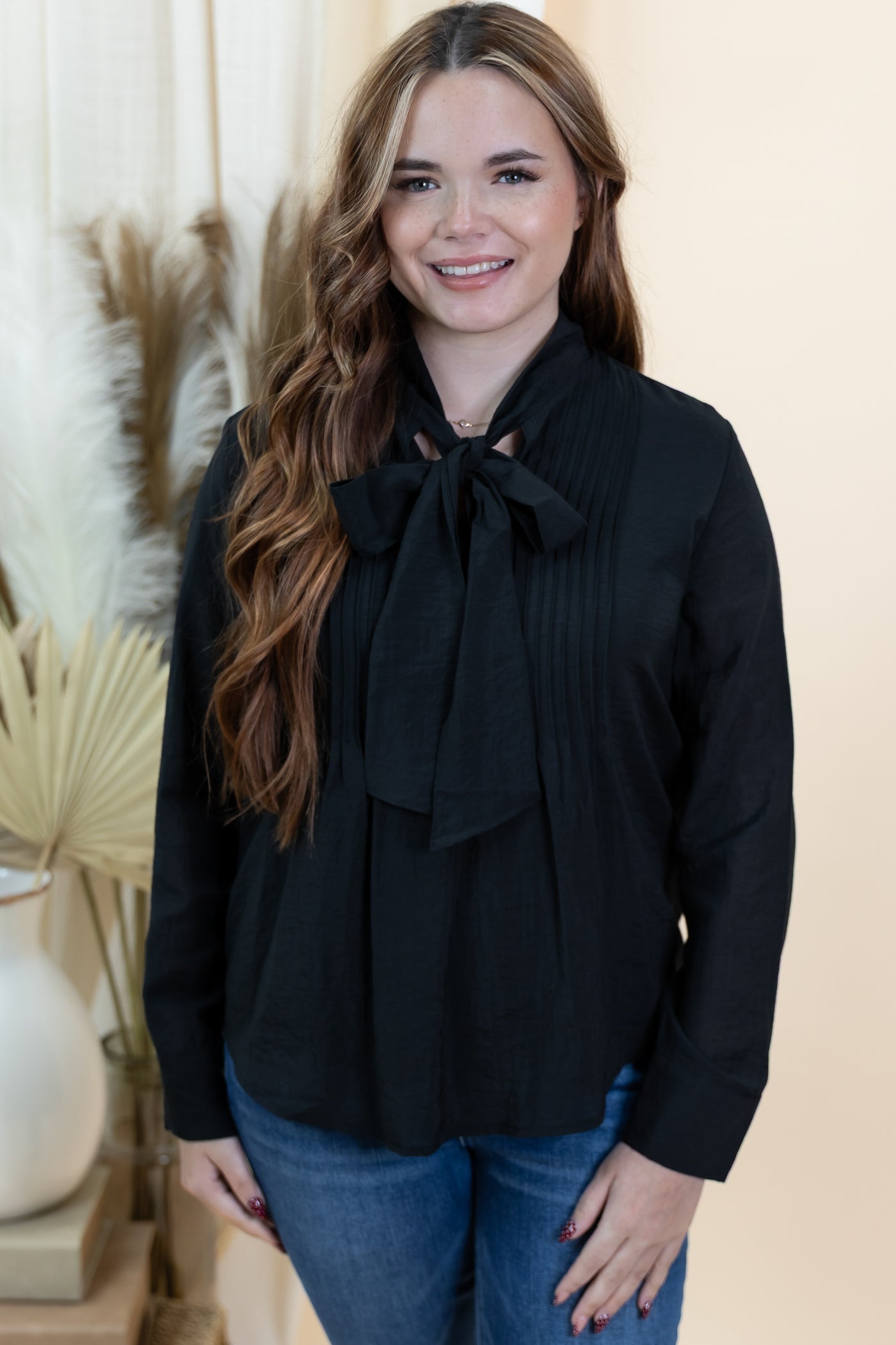 "Business Adventures" Blouse (Black)