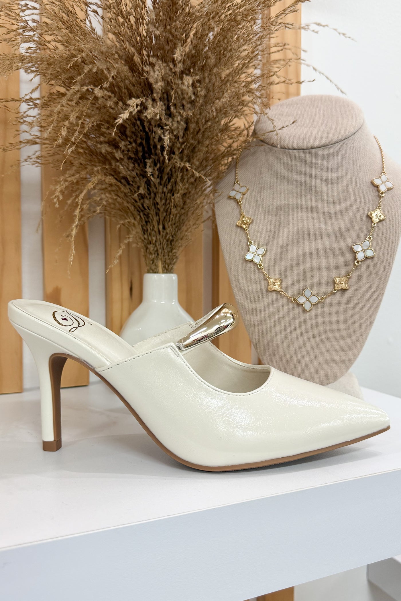 Shelly Heels (Off White)