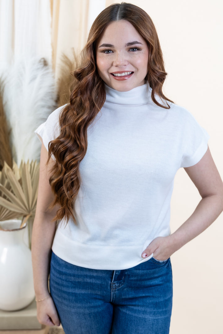 "Finding Balance" Top (Off White)