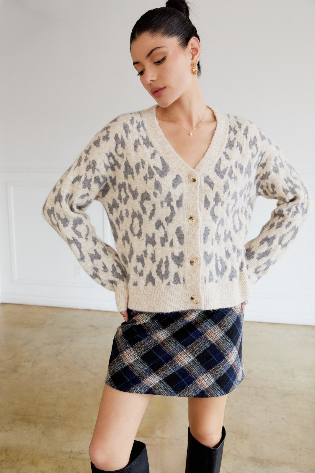 "A Look That Lasts" Cardigan (Beige Leopard)