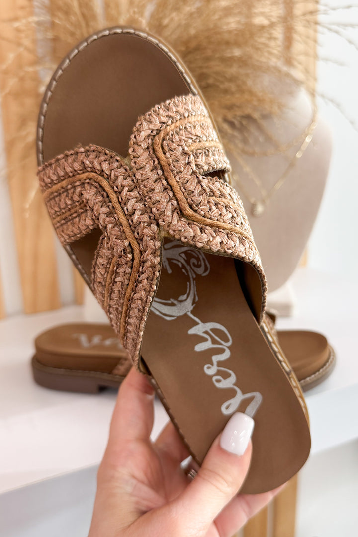 Very G Afie Sandal (Brown)