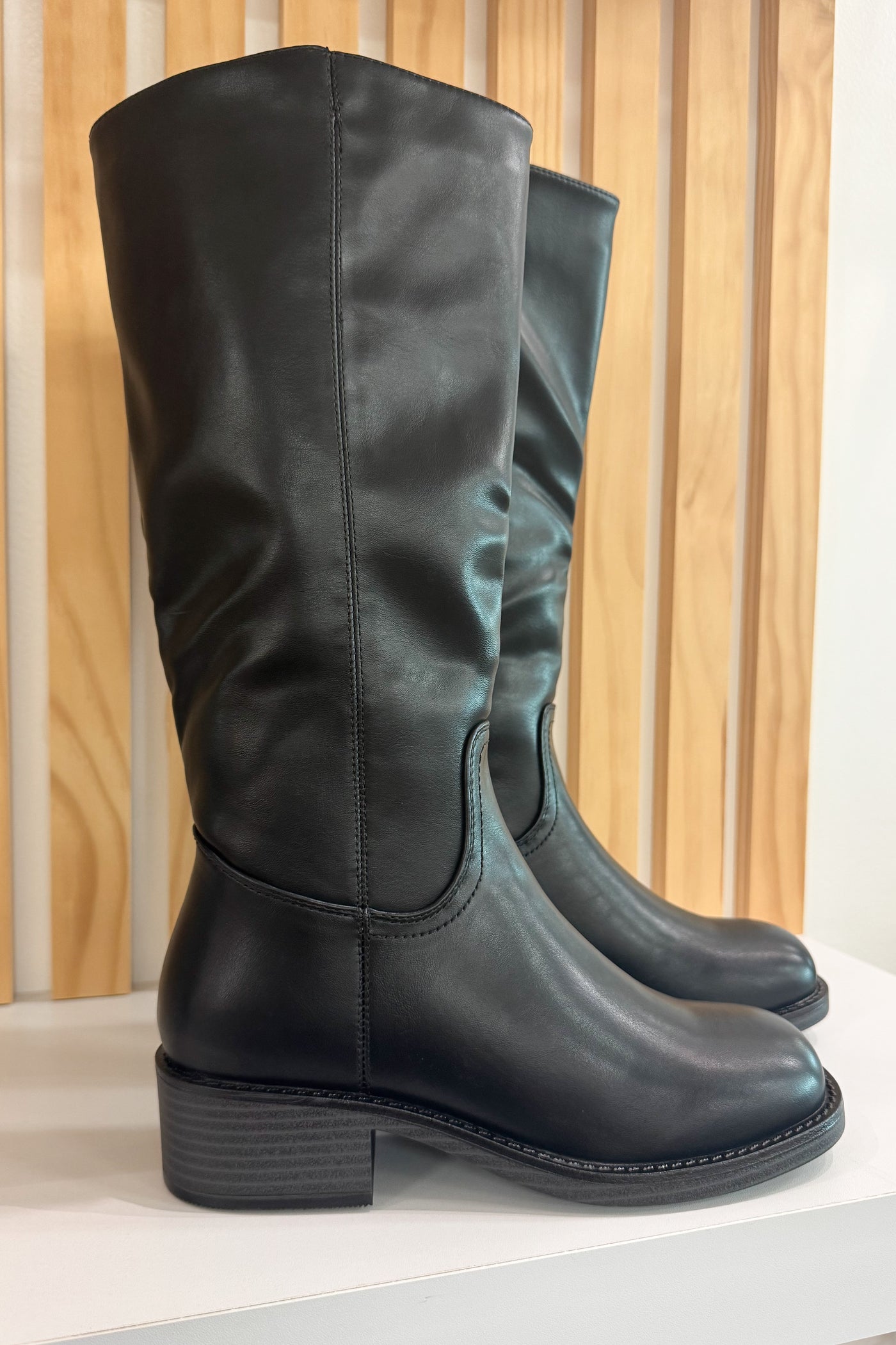 Paula Riding Boot (Black)