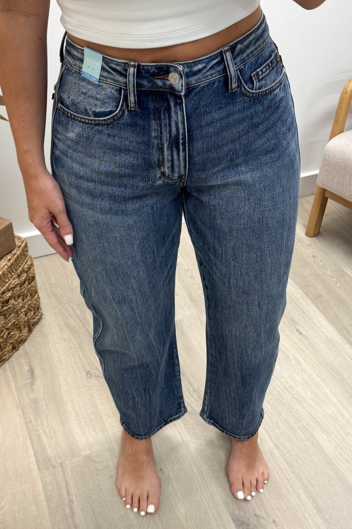 Marlow Petite Barrel Jeans (Rigid Magic)
