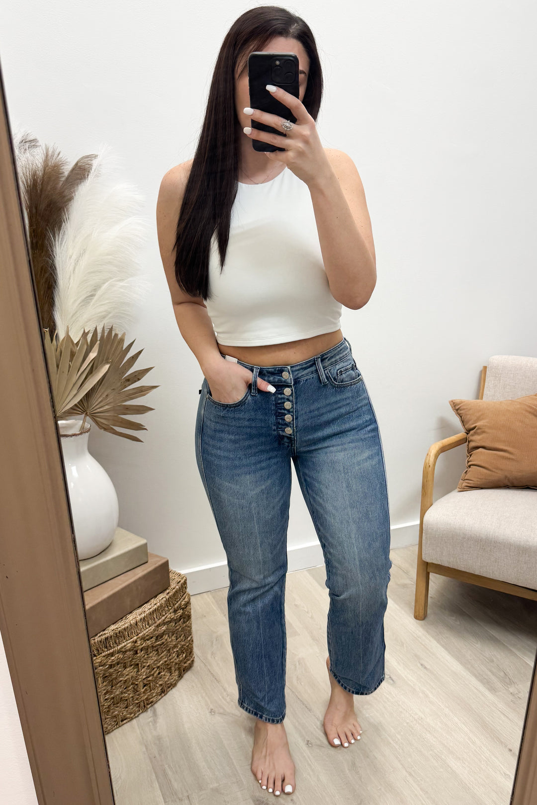 Clarissa Slim Straight Jeans (Rigid Magic)