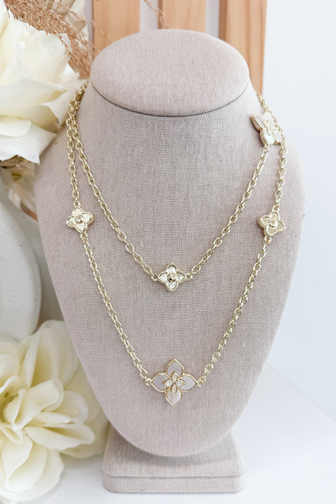 Uzma Necklace (Gold)