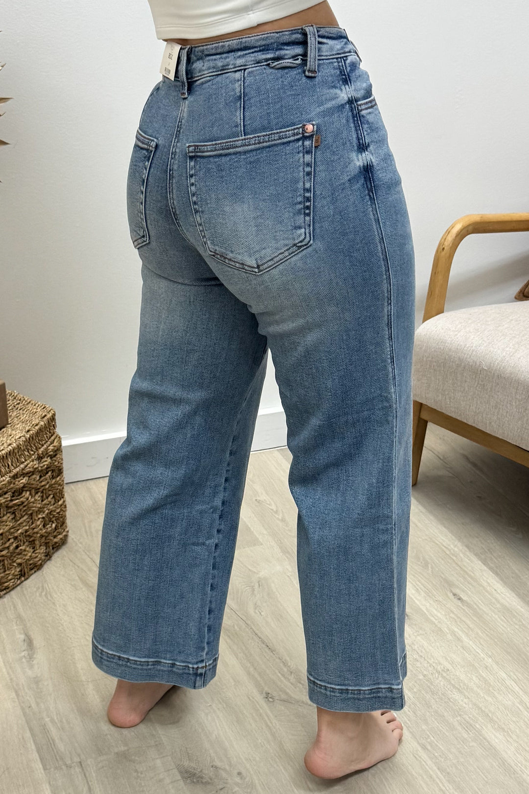 Vicky Ankle Wide Leg Jeans