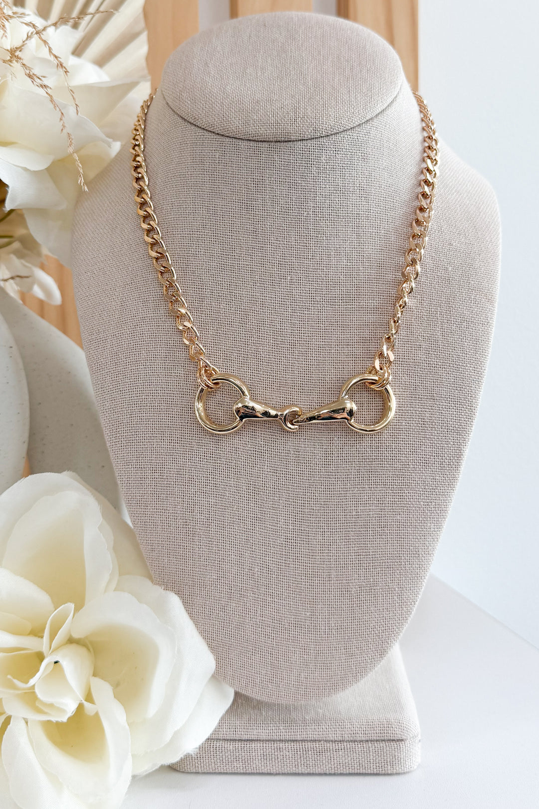 Sacita Necklace (Gold)