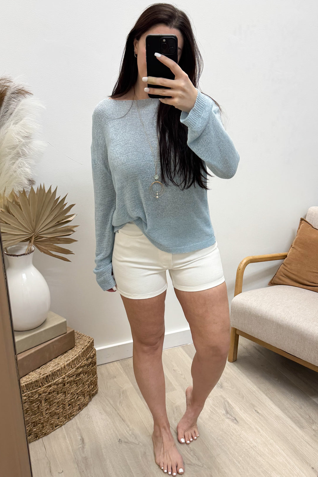 Gwendolyn Slim Shorts (White)