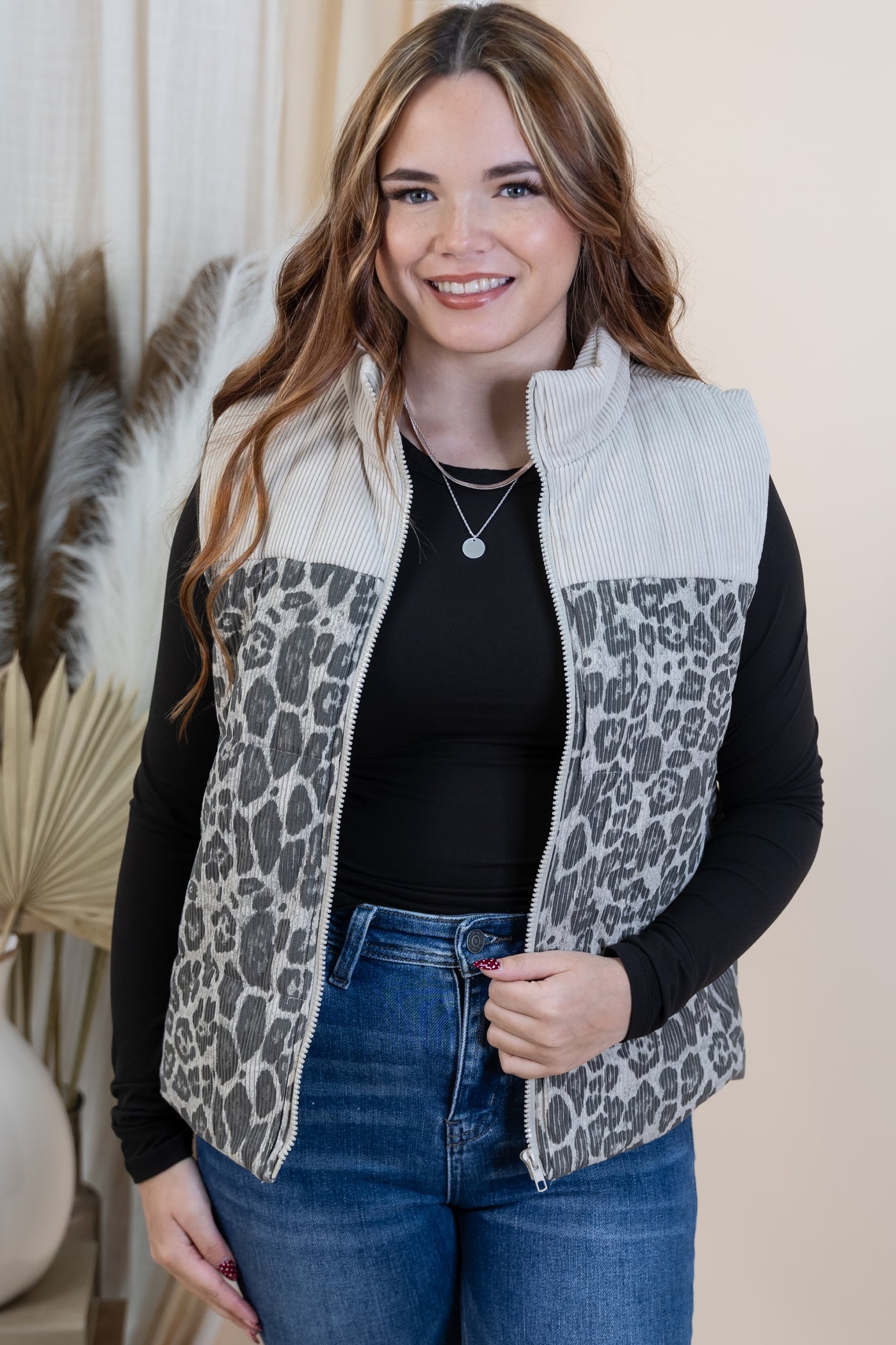 "On My Way" Vest (Oatmeal)