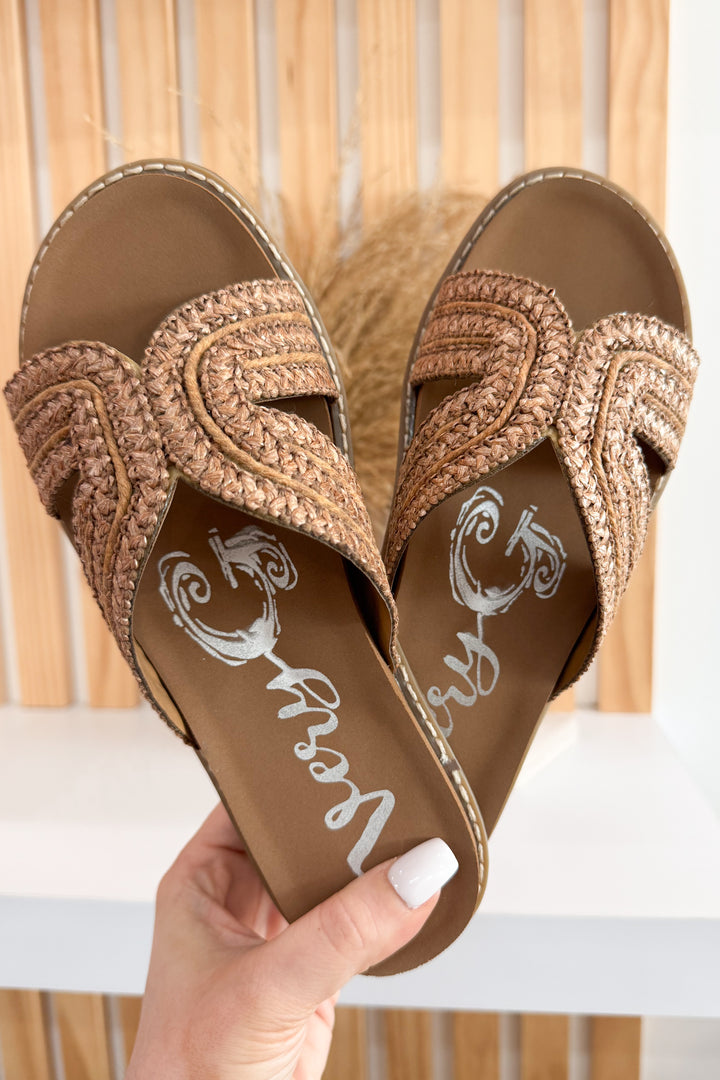 Very G Afie Sandal (Brown)
