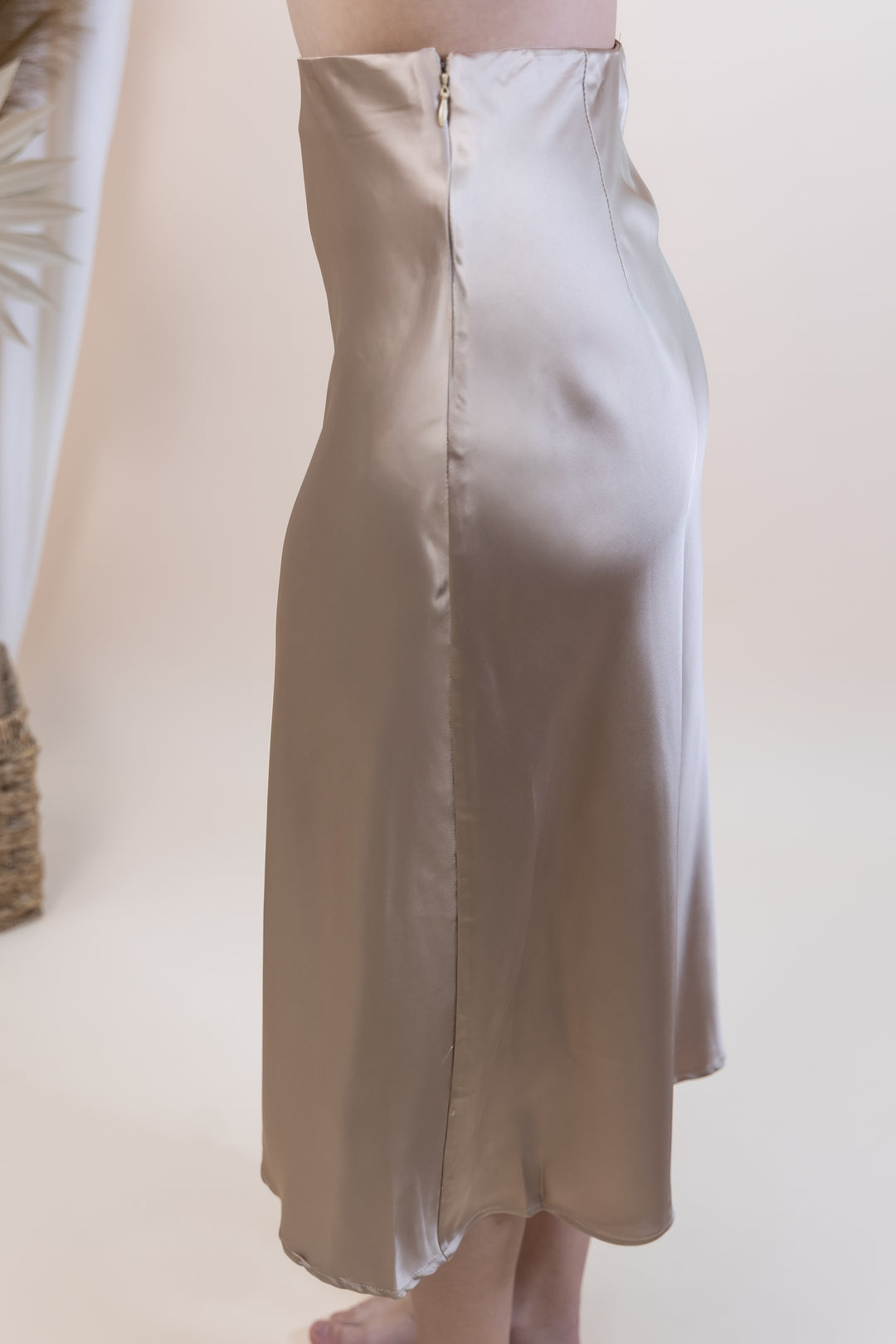 "Gilded Grace" Skirt (Light Gold)