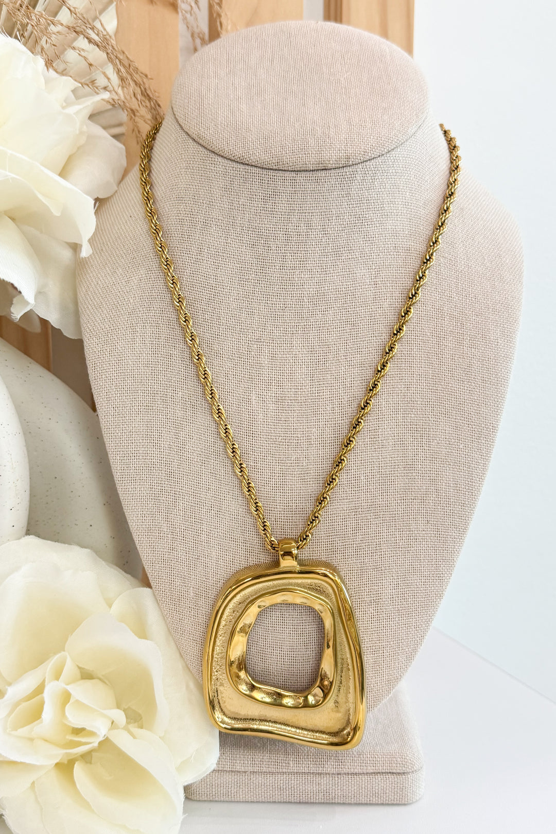Chansuttpearls- Taylor Necklace (Gold)