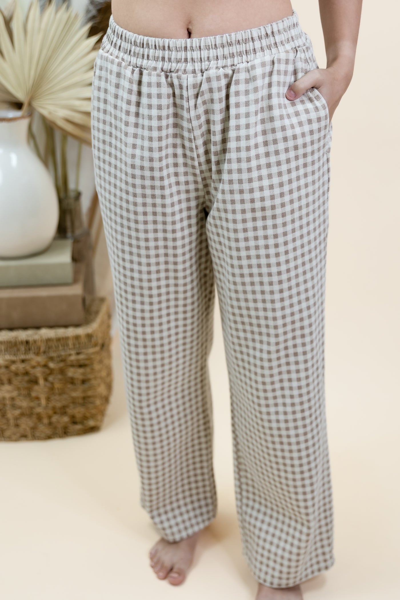 "Meet In The Middle" Pants (Cream/Taupe)