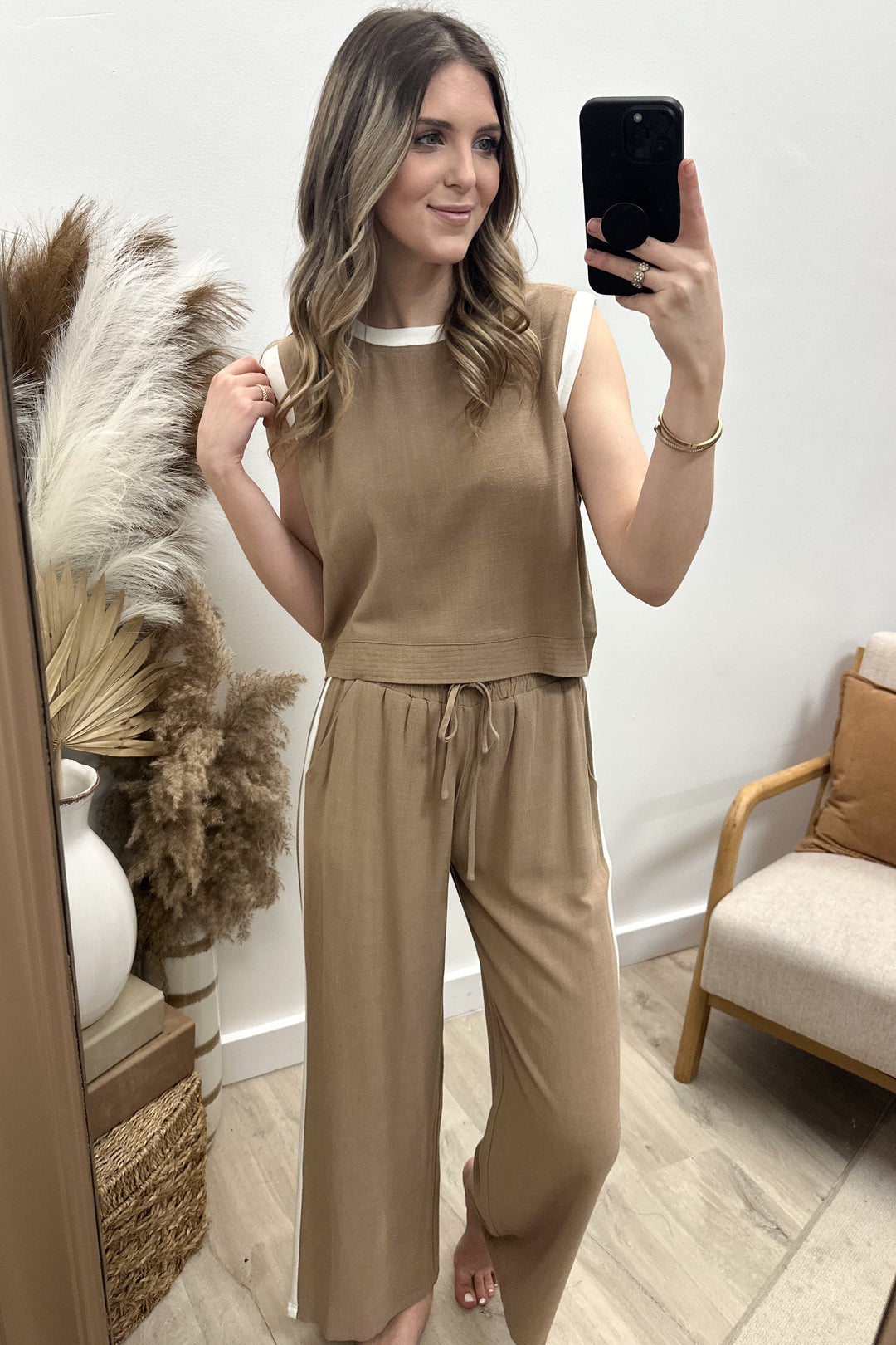 "Chase The Day" Set (Mocha/White)