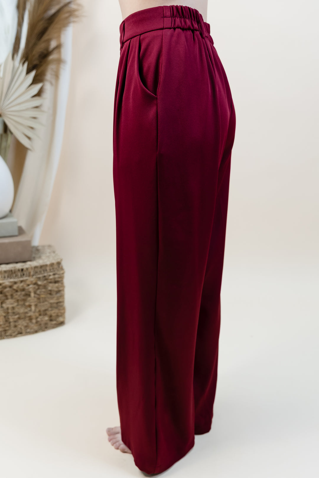 "Chic Routine" Pants (Burgundy)