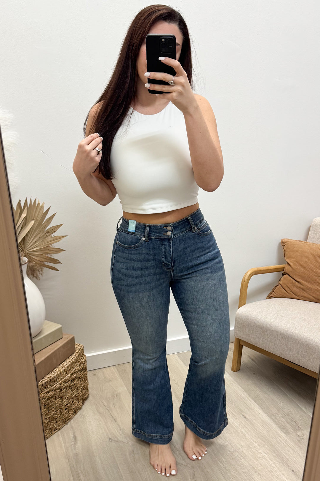 Sloane Petite Flare Jeans (Tummy Control)