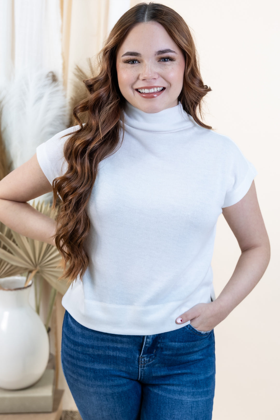 "Finding Balance" Top (Off White)