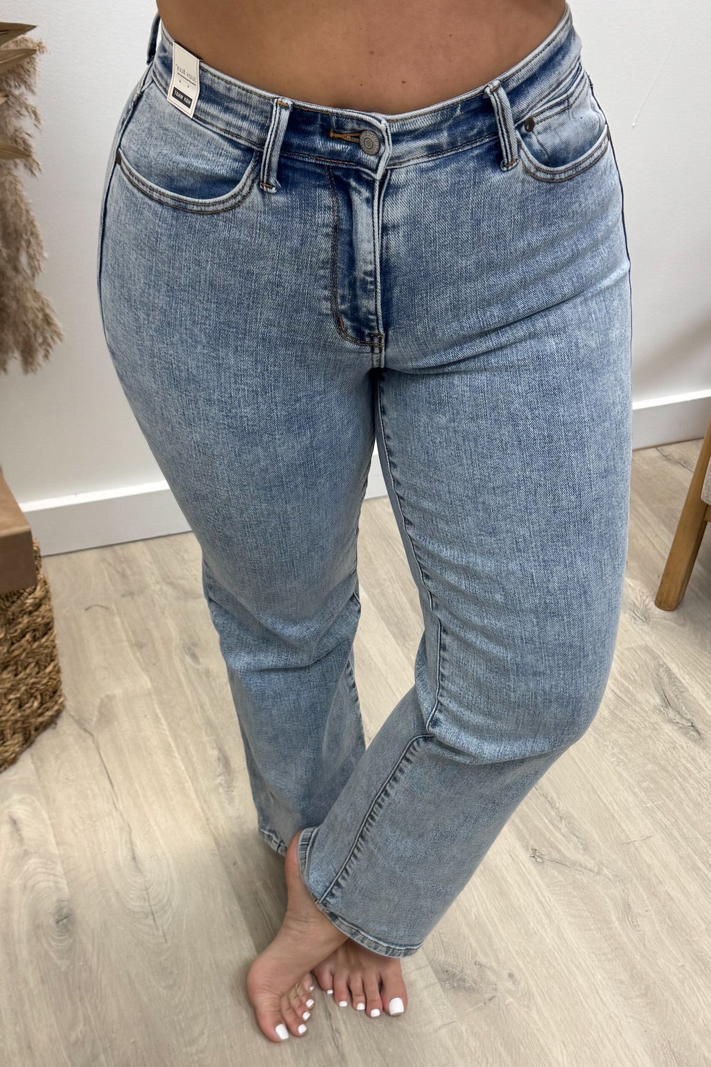 Carla Straight Leg Jeans