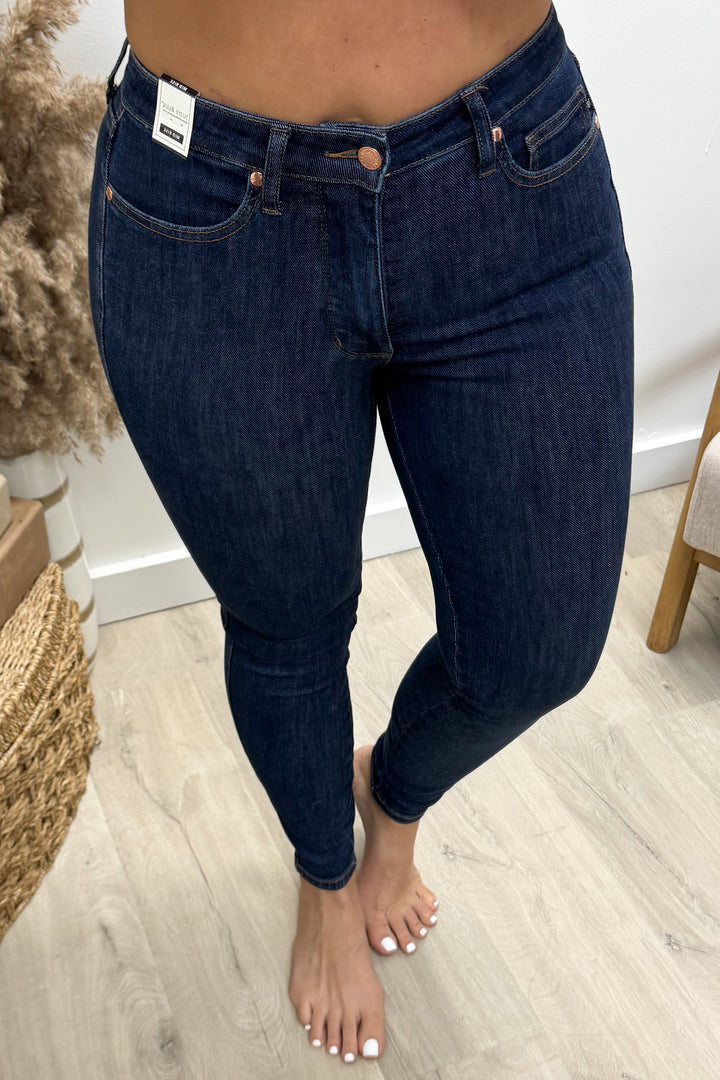 Delana Skinny Jeans (Tummy Control)