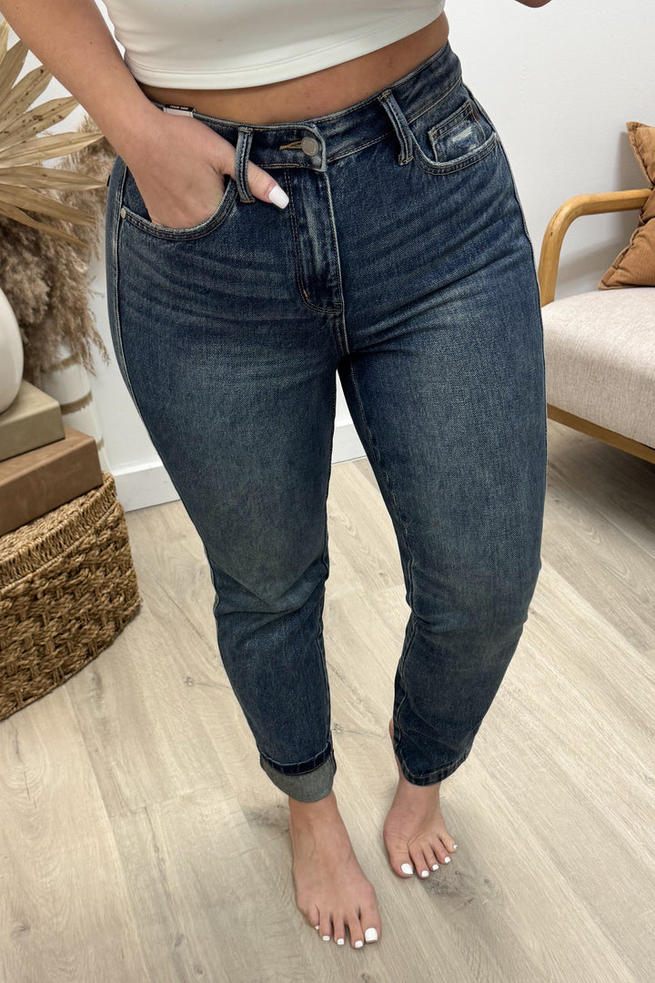 Staci Straight Leg Jeans (Rigid Magic)