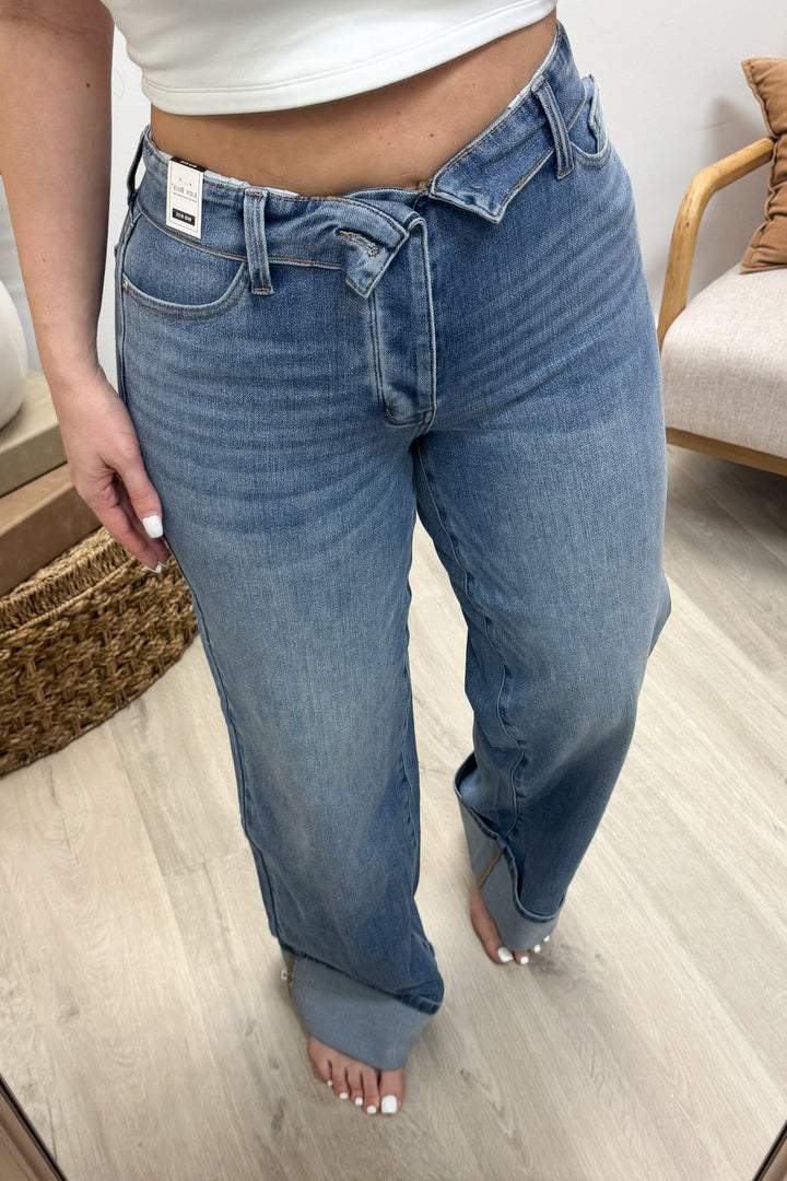 Meagan Straight Leg Jeans