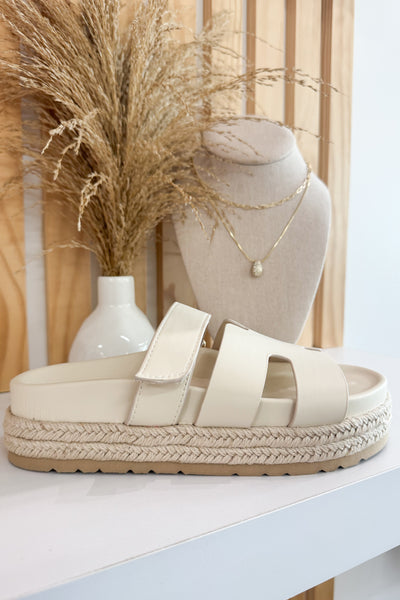 Shu Shop Izzy Sandal (Bone)