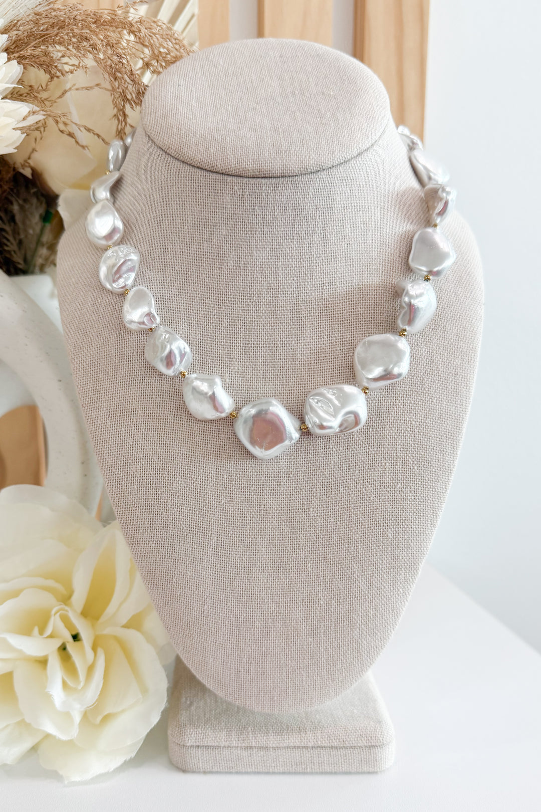 Chansutt Pearls- CP Necklace (Gold)