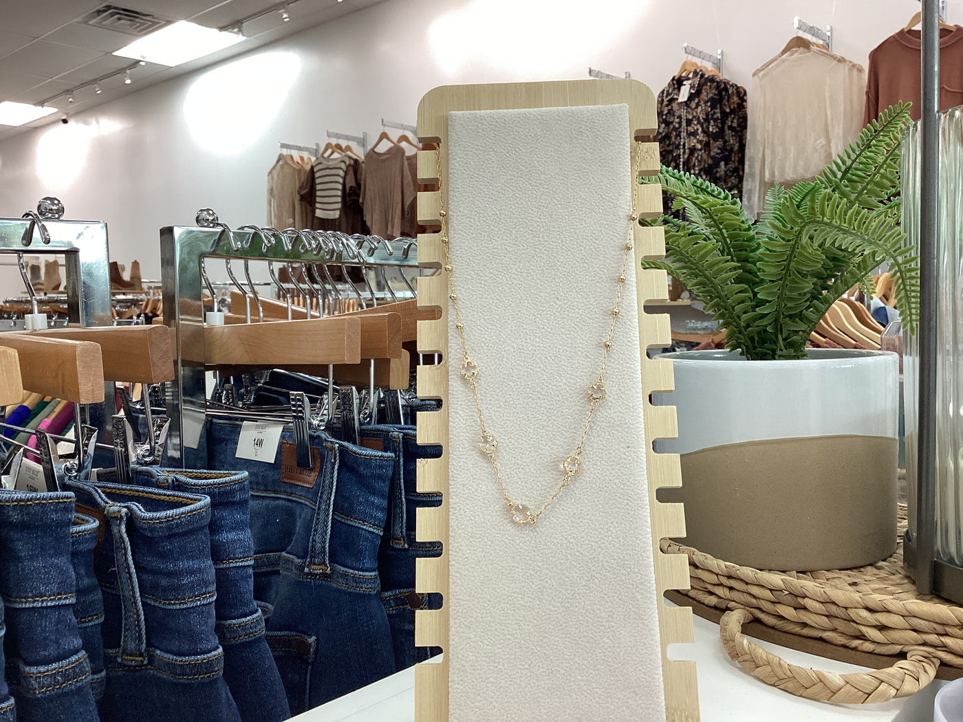 Nubia Necklace (Gold)
