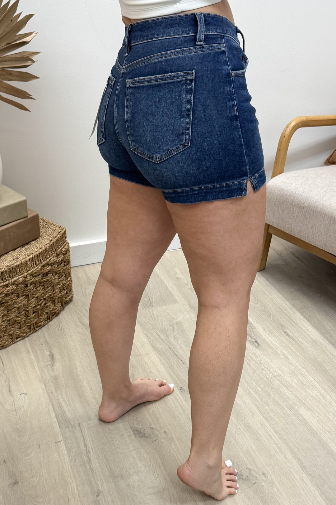 Willa Denim Shorts (Dark Wash)