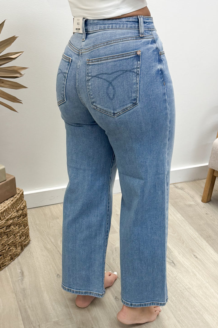 Claudia Ankle Wide Jeans