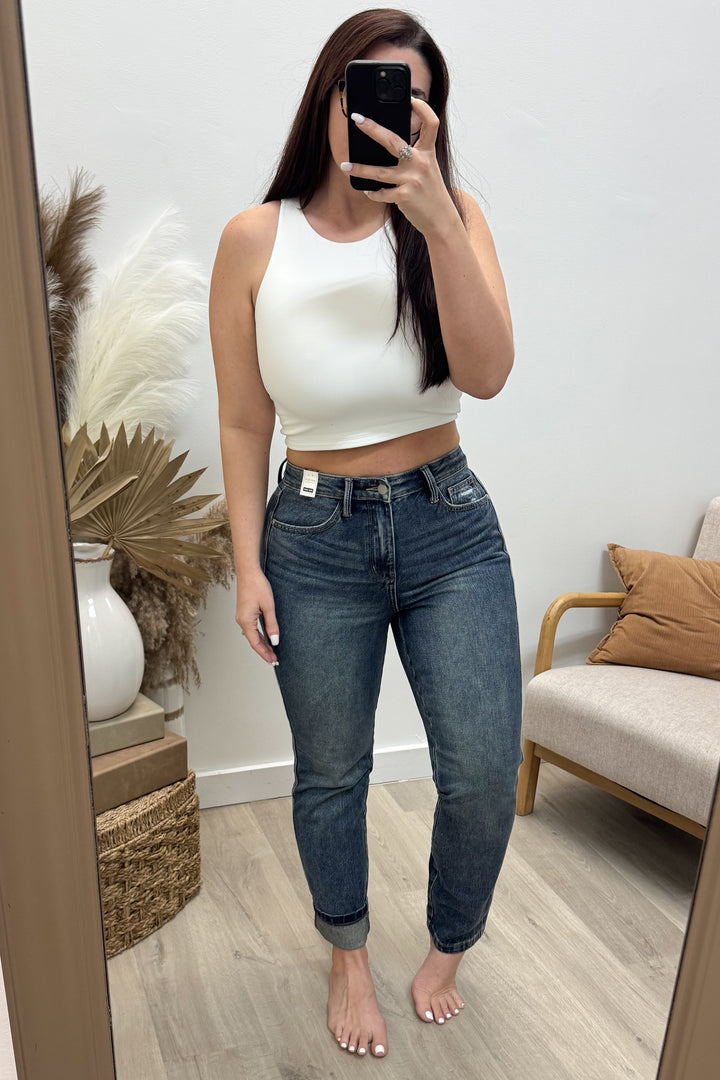 Staci Straight Leg Jeans (Rigid Magic)