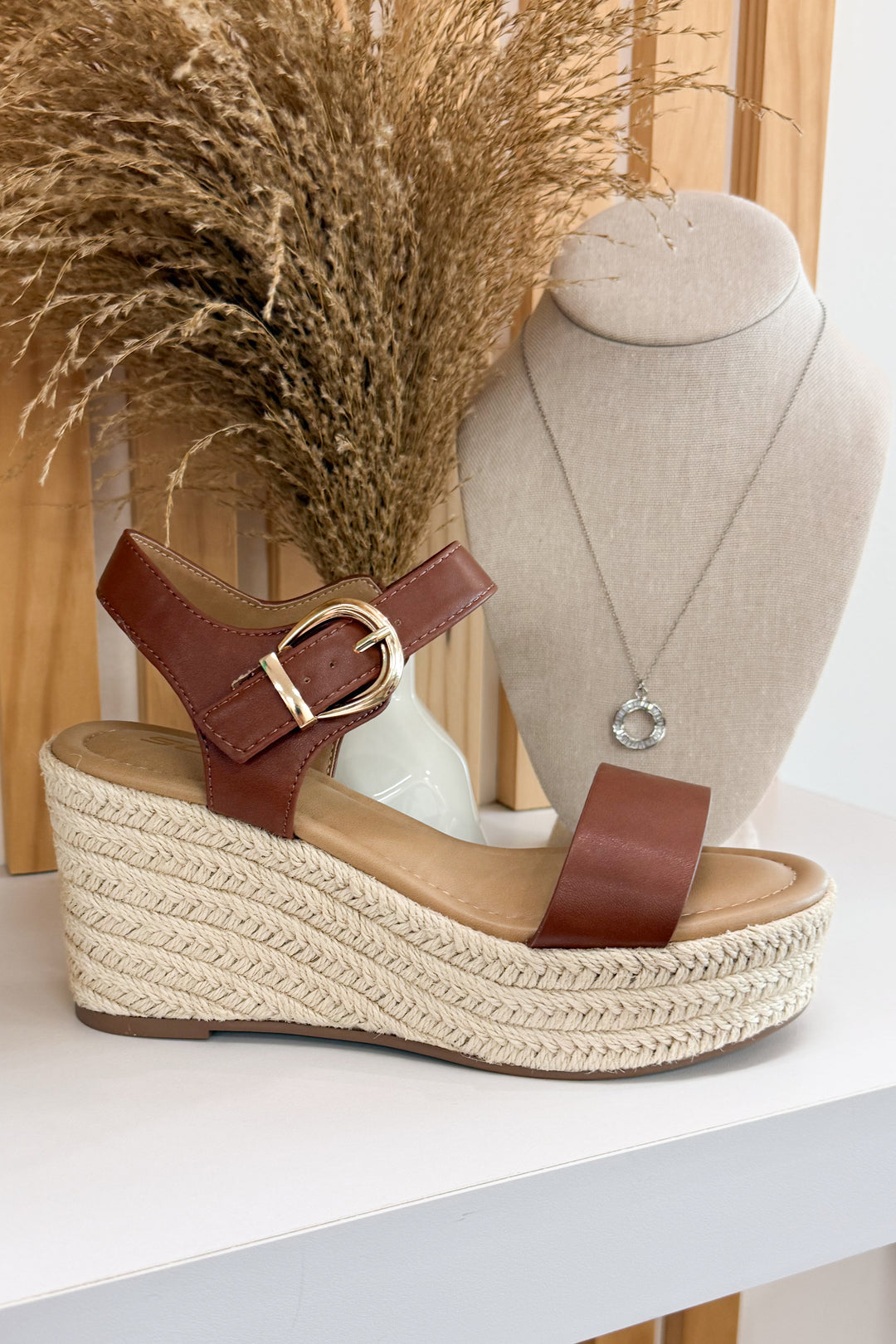 Kara Wedges (Cognac)