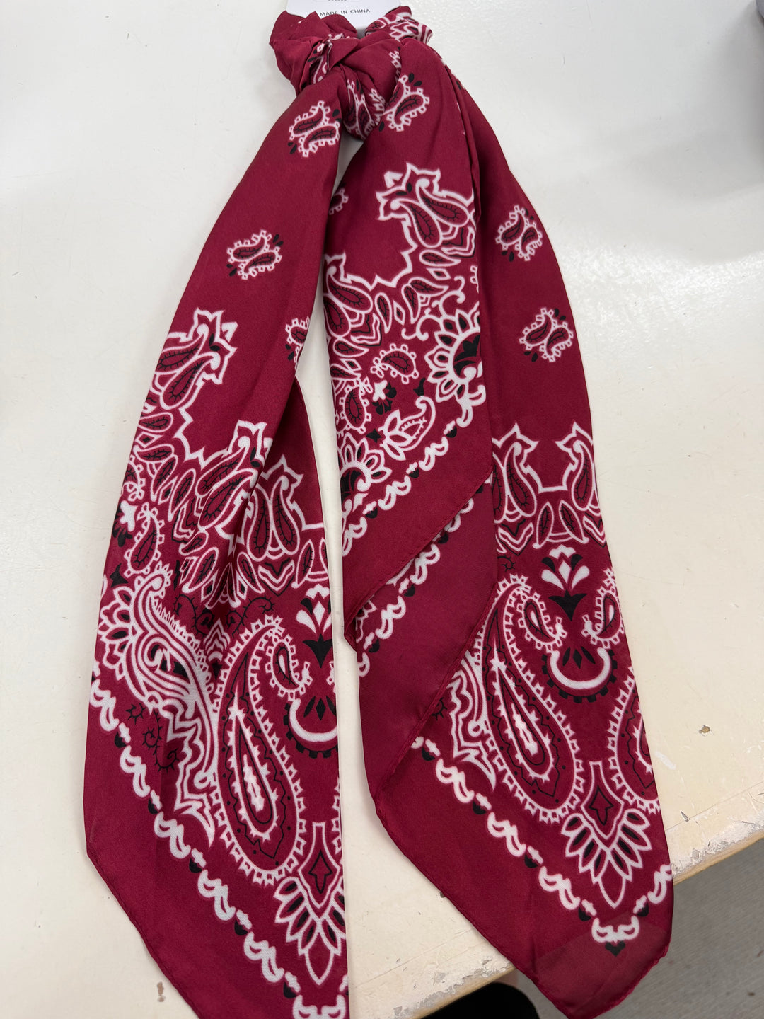 Scrunchie Scarf (Burgundy Paisley)