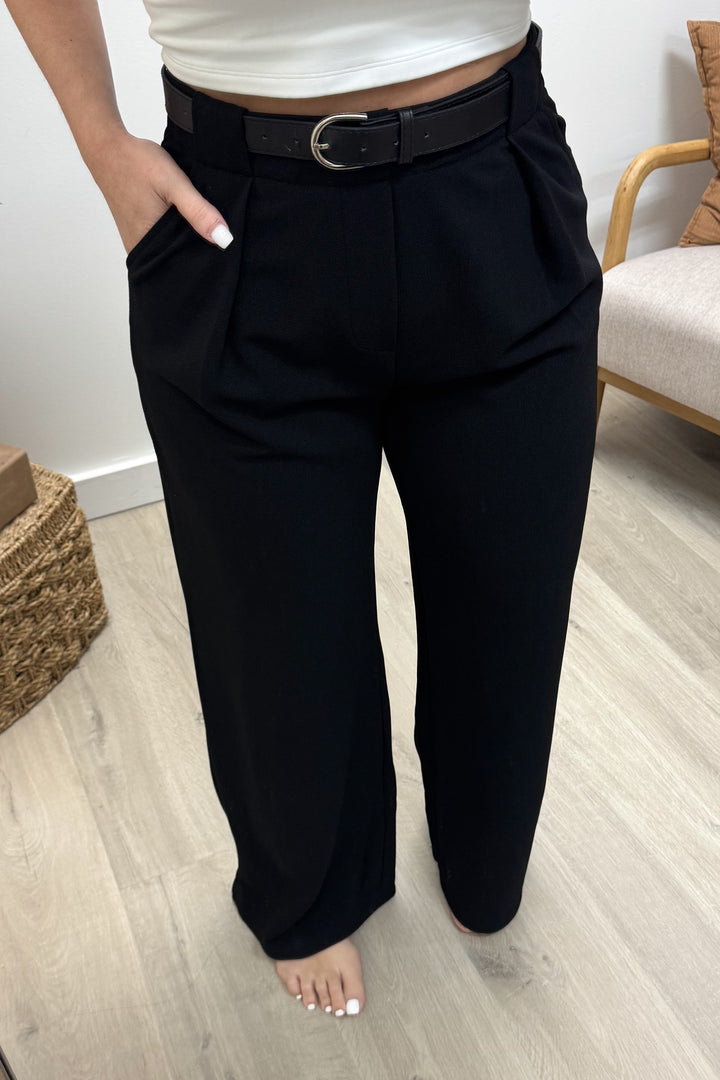 "Sophisticated Stride" Pants (Black)