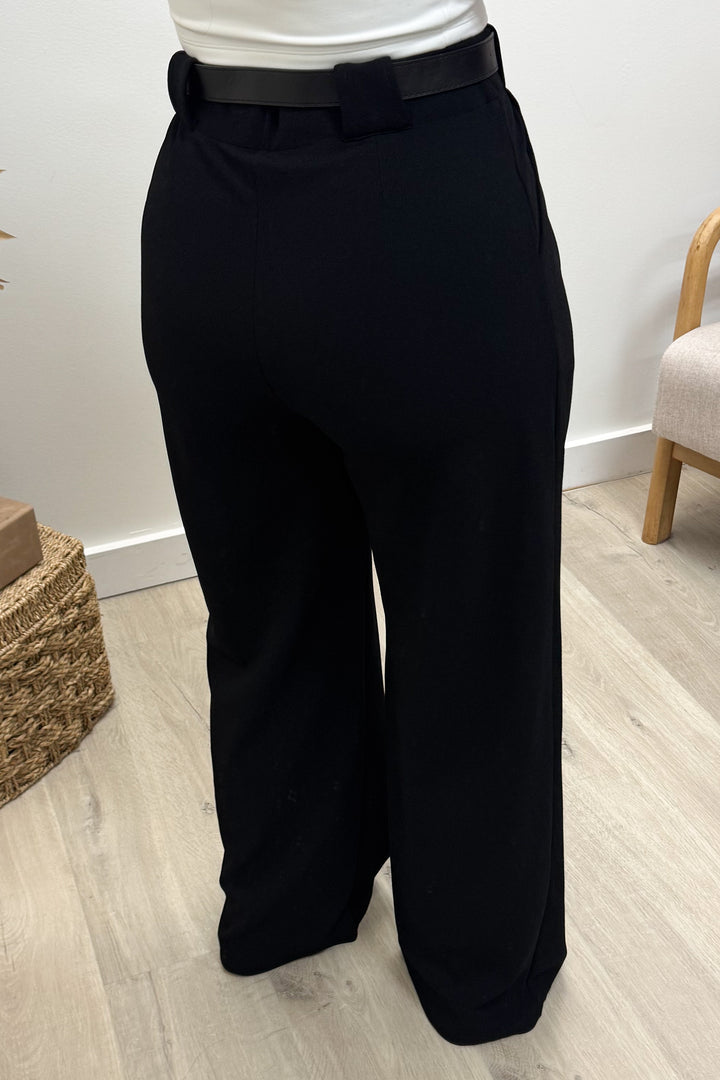 "Sophisticated Stride" Pants (Black)