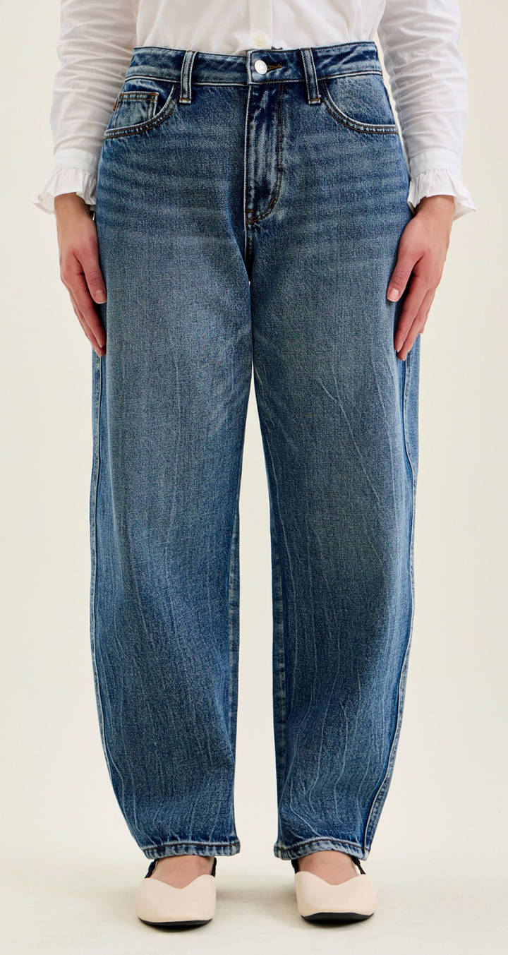 Marlow Petite Barrel Jeans (Rigid Magic)