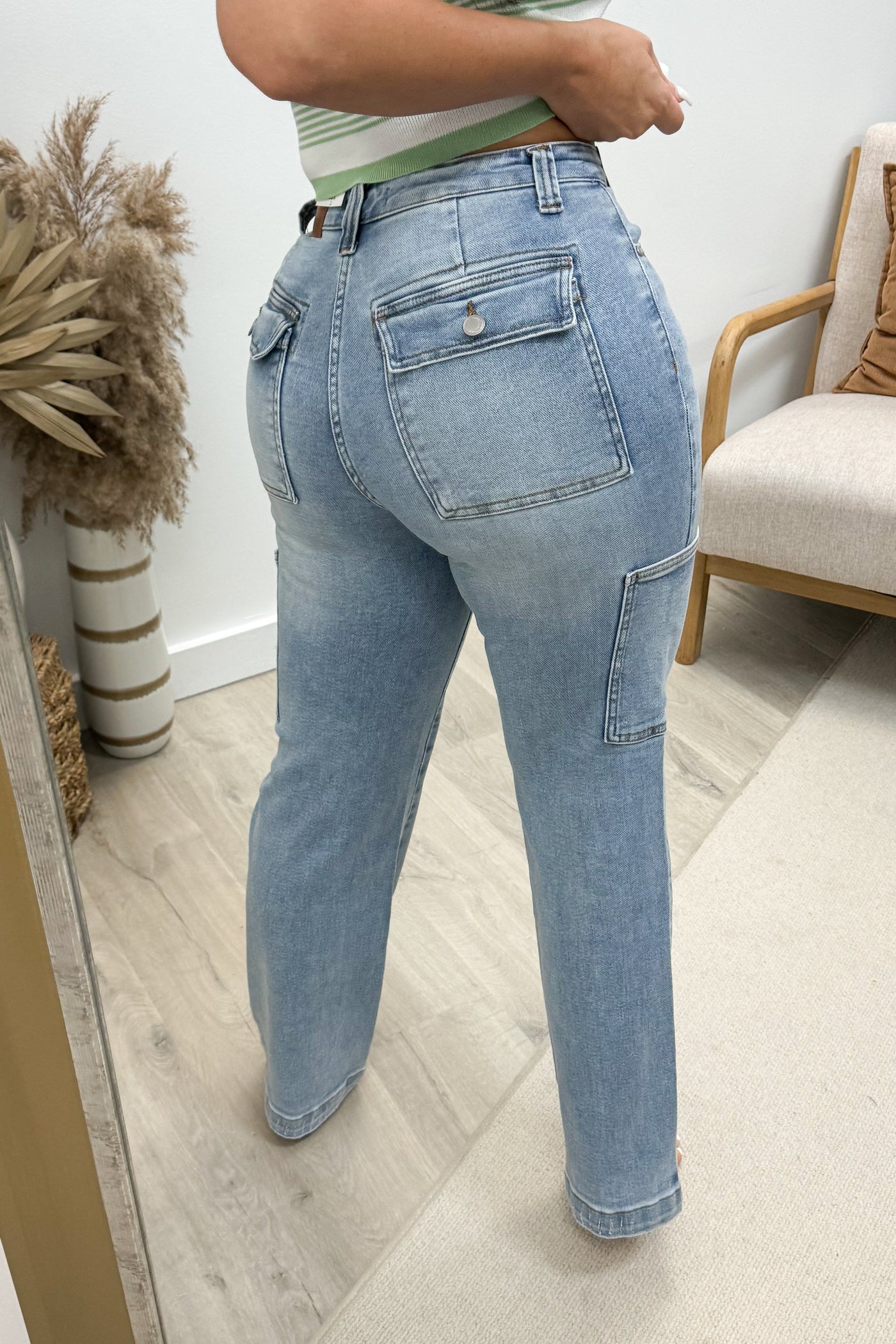 Clara Cargo Jeans - Happily Ever Aften