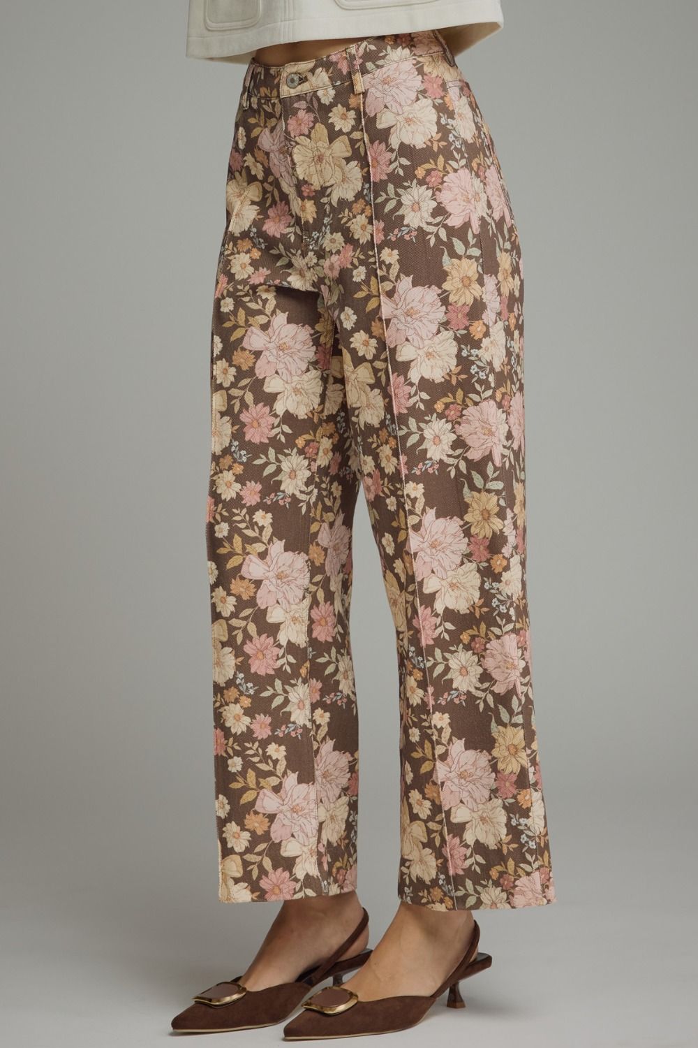 "Walking On Floral" Pants (Brown)