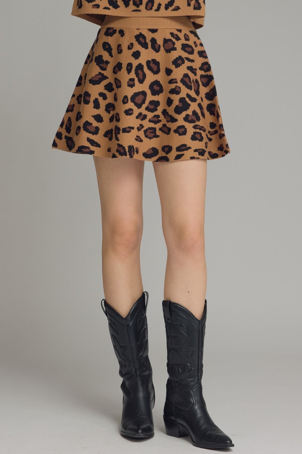 "Born To Roam" Set (Brown)