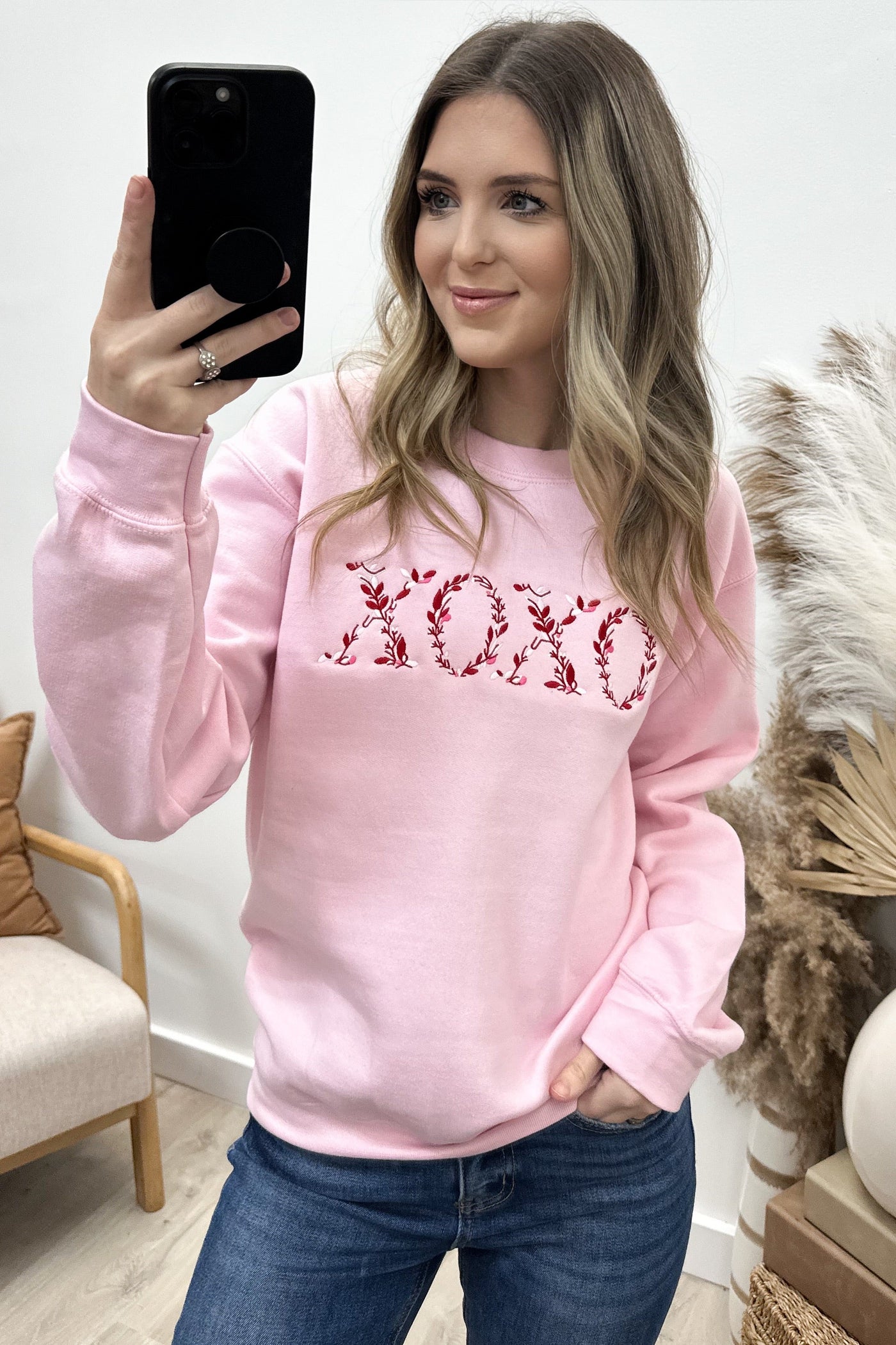 "Floral XOXO" Sweatshirt (Light Pink) - Happily Ever Aften