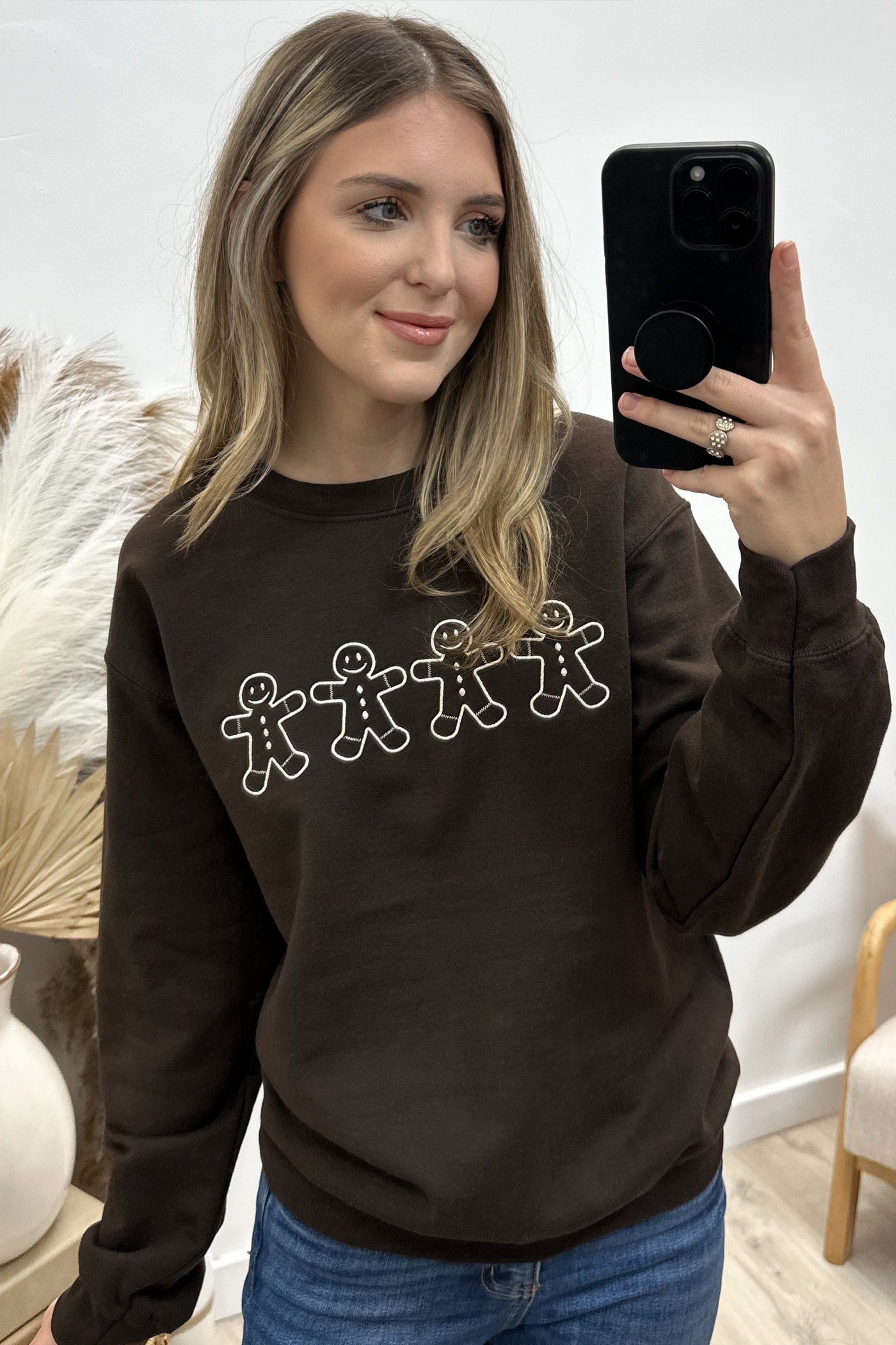 "Gingerbread Men" Sweatshirt (Brown) - Happily Ever Aften