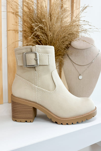 Kacey Bootie (Beige) - Happily Ever Aften