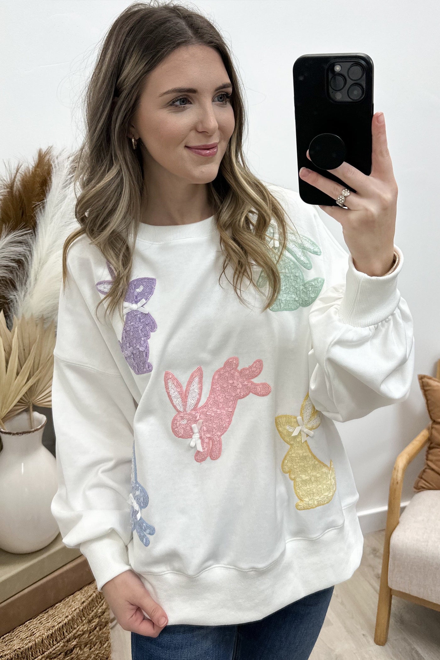 "No Bunny Compares" Sweatshirt (Off White) - Happily Ever Aften