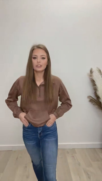 Bailey Cropped Slim Straight Jeans