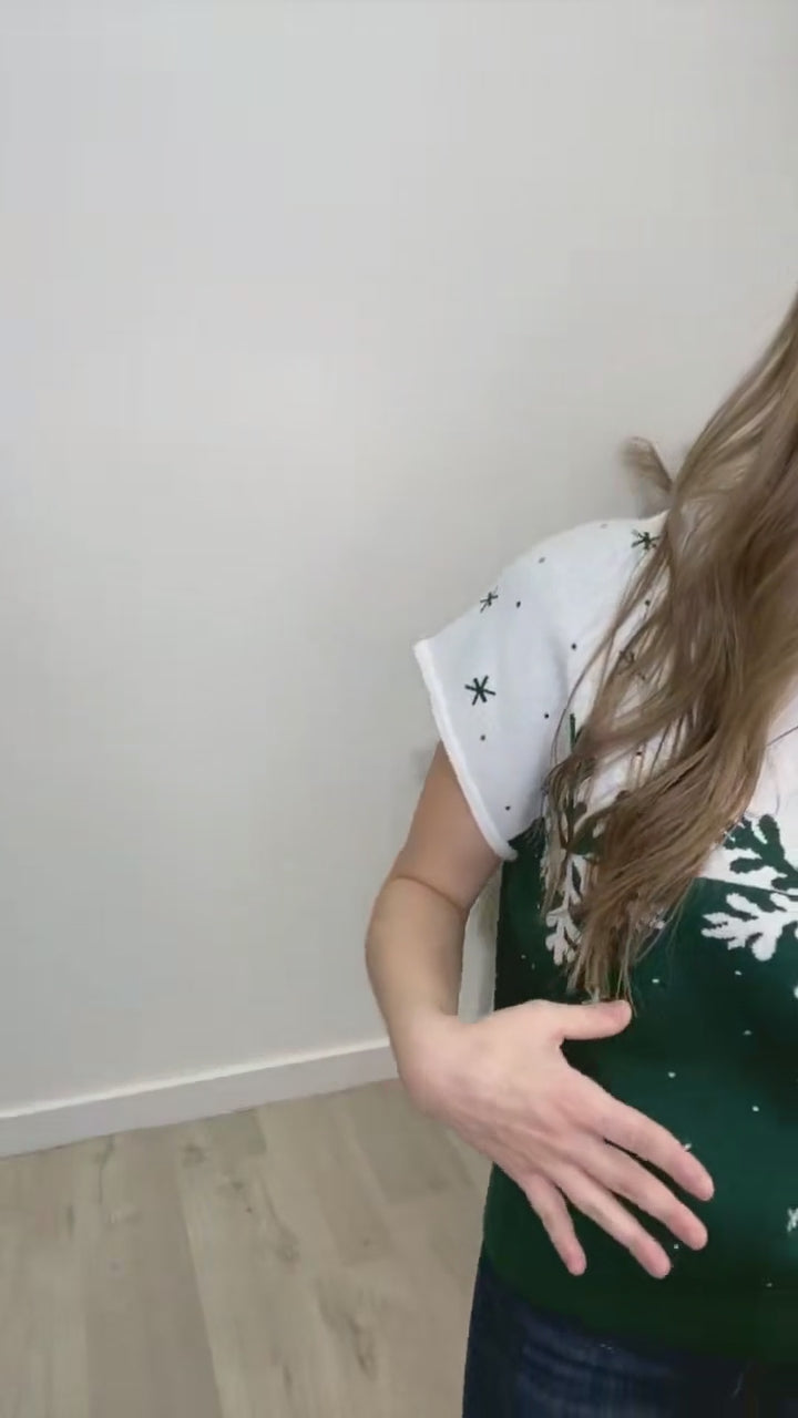 "Snowflake Kisses" Sweater Top (Hunter Green)