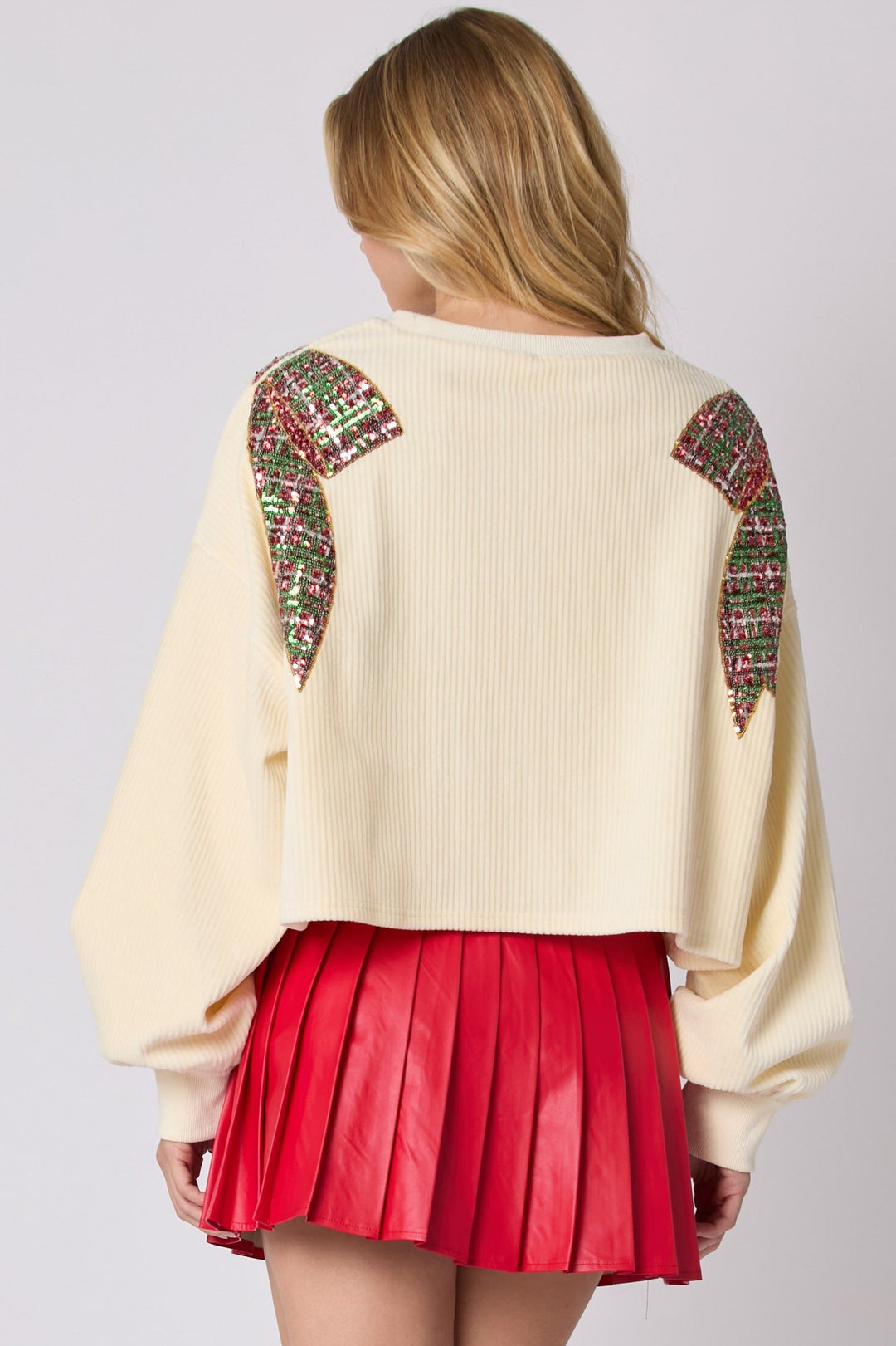 "Take A Bow" Sweater (Cream) - Happily Ever Aften