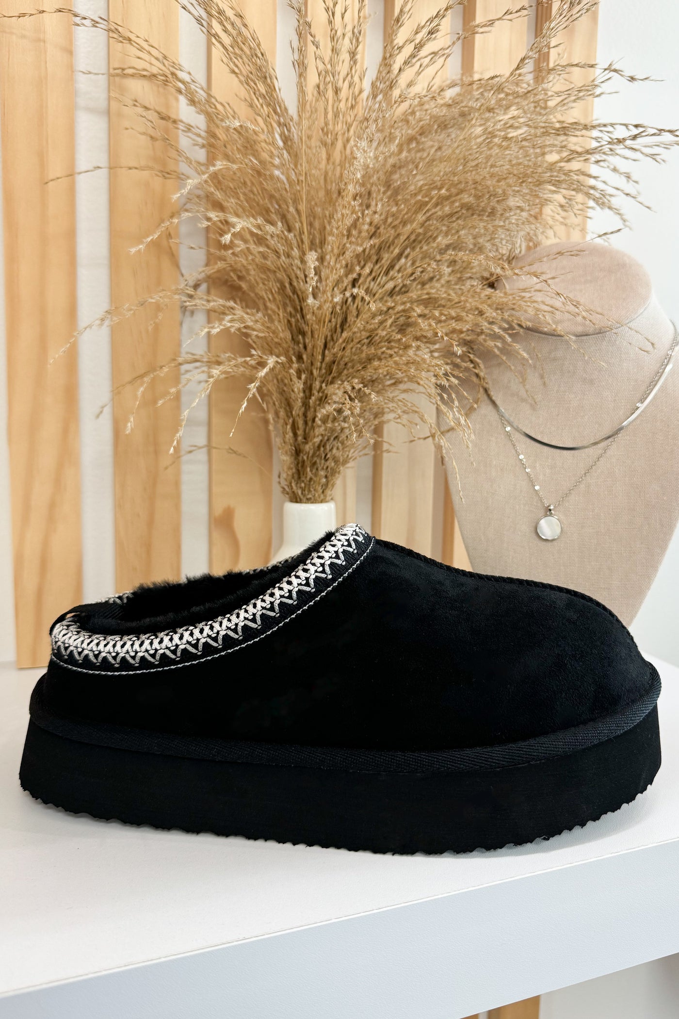 Very G Charlie Slippers (Black) - Happily Ever Aften