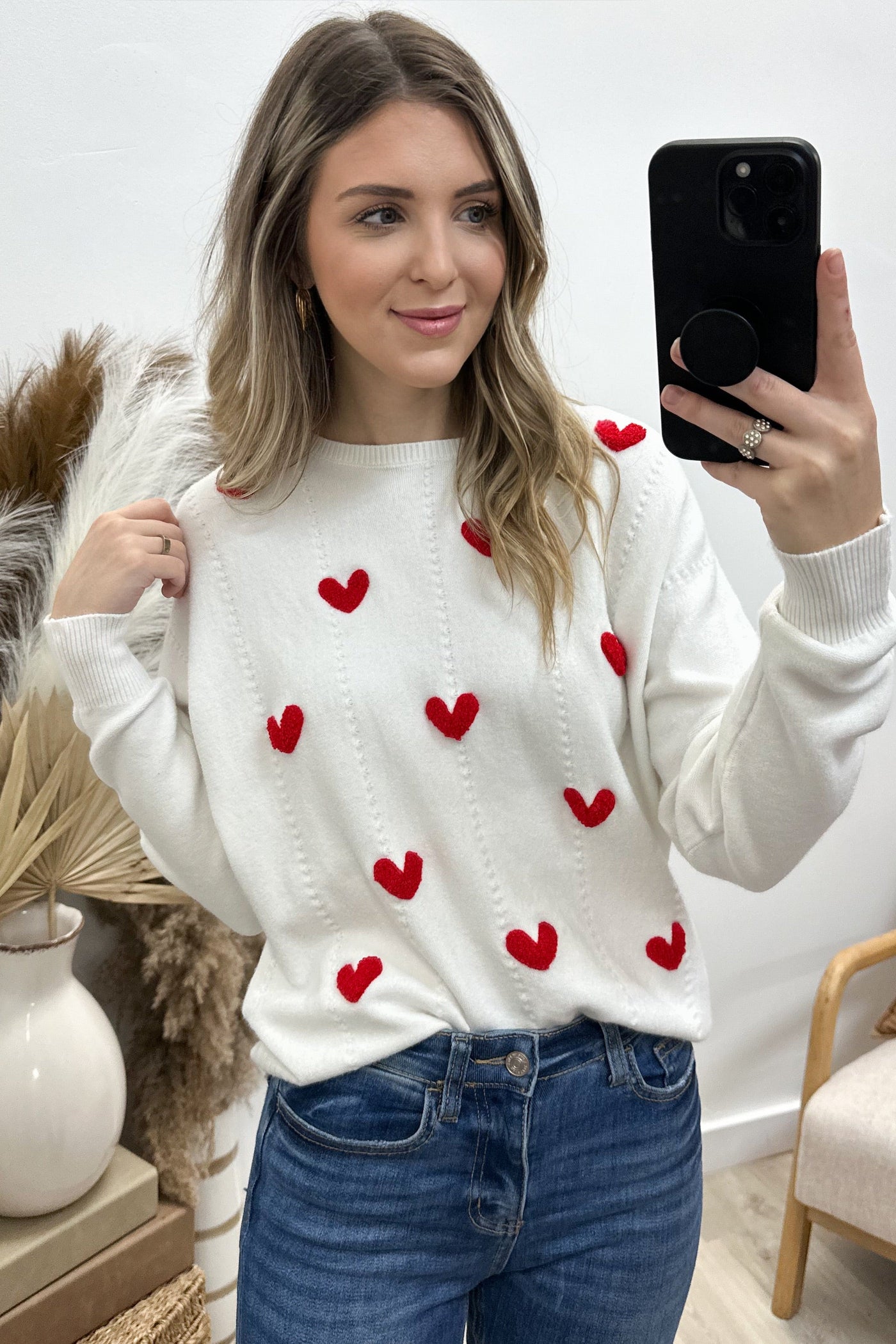 "Warming My Heart" Sweater (White/Red) - Happily Ever Aften